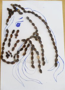 Лошадка из арбузных семечек. Мастер-класс Лошадка из арбузных семечек. Мастер-класс