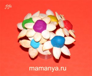 поделки и природного материала и пластилина, цветы