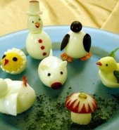 Зайчата, поросята из яиц